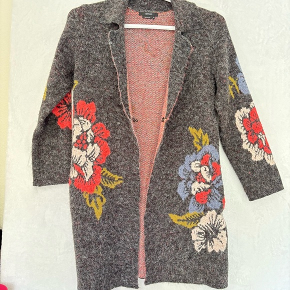 Vertigo Dark Gray Floral Cardigan Sweater Coat Oversized Size Small - Picture 8 of 15